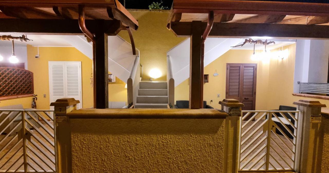 La Terrazza Dei Nonni Leilighet Torre Specchia Ruggeri Eksteriør bilde